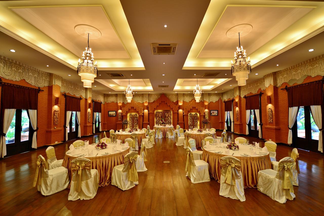 Aureum Palace Hotel & Resort Bagan Nyaung-U Buitenkant foto